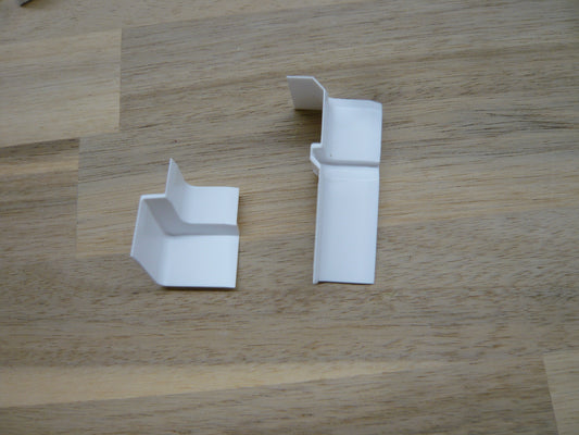 ベルティス　入隅キャップ・幅木7型 白