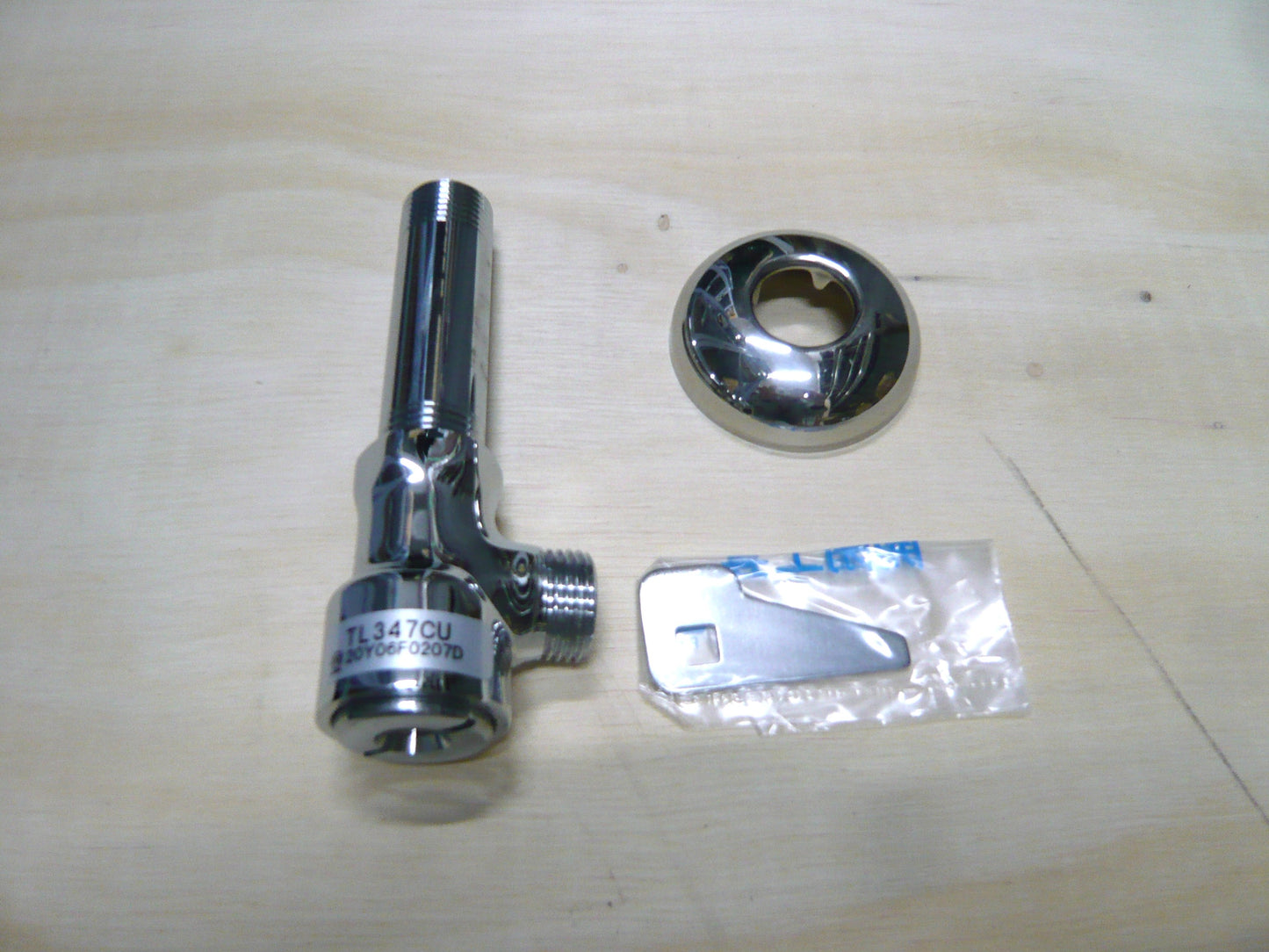 アングル形止水栓13(共)　TL347CU